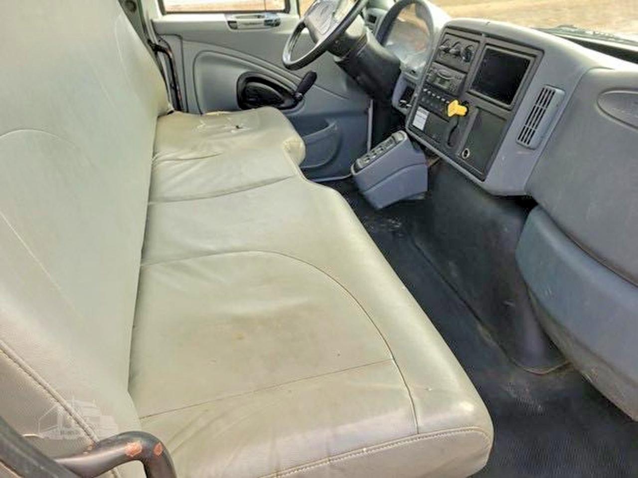 2007 International 4000 serie VIN 1HTMMAAN37H438371 photo 6
