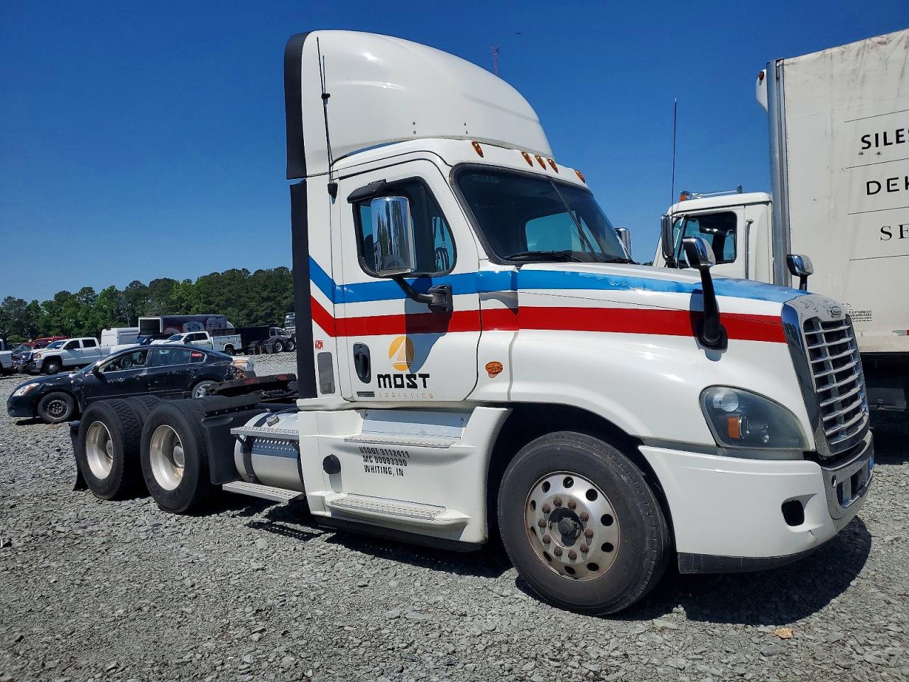 2017 FREIGHTLINER All other VIN 1FUJGEDR6HLHP3261 photo 1