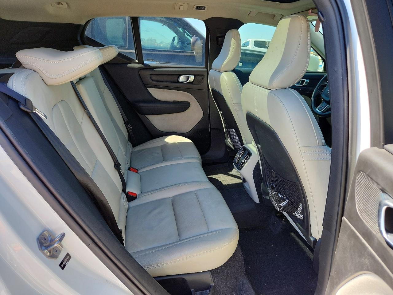 2019 Volvo Xc40 VIN YV4162XZ8K2014946 photo 10