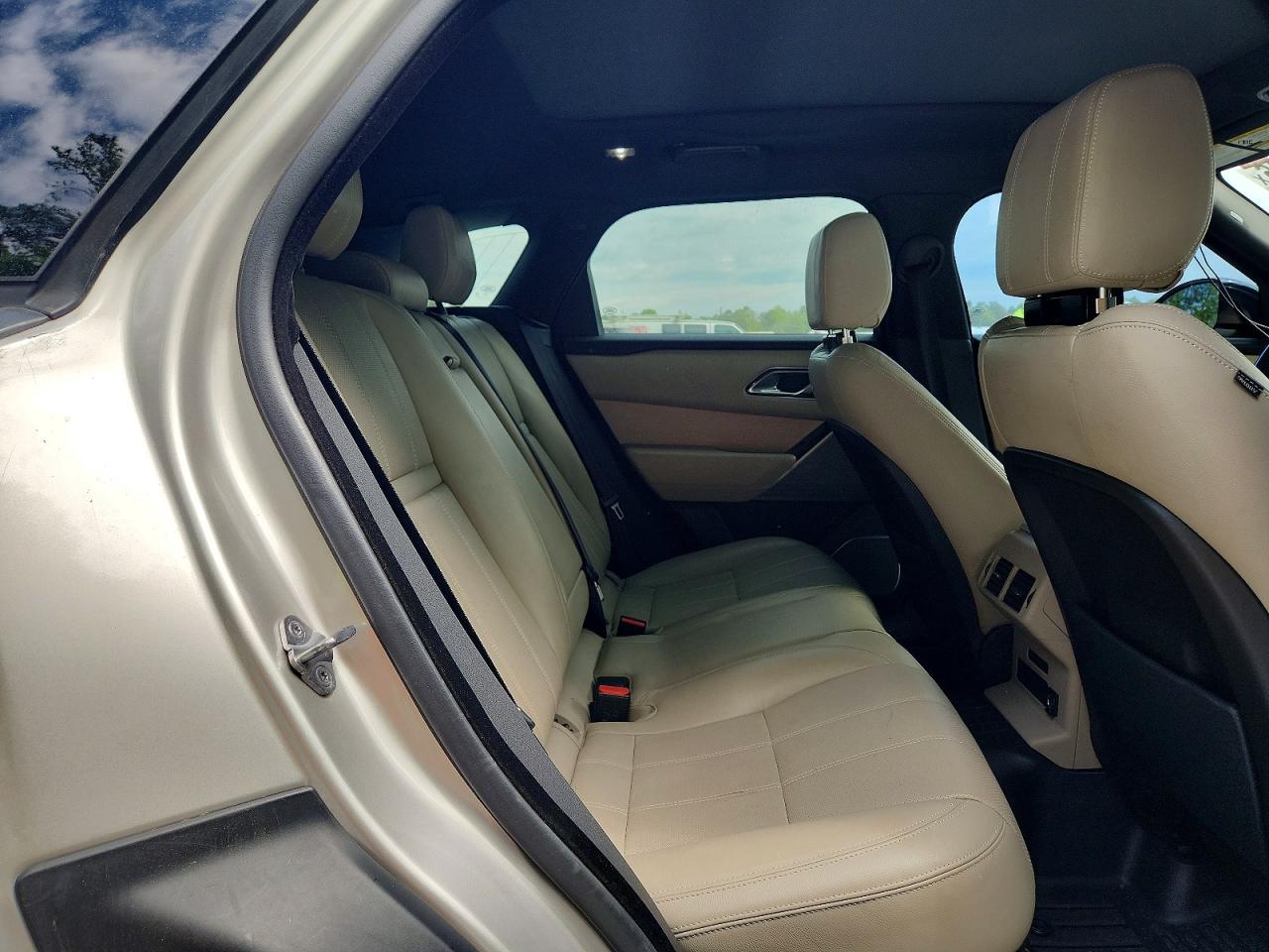 2018 Land Rangerover VIN SALYL2RX8JA726490 photo 10