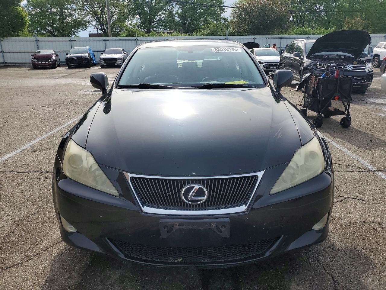 2008 Lexus Is VIN JTHCK262X85026744 photo 5
