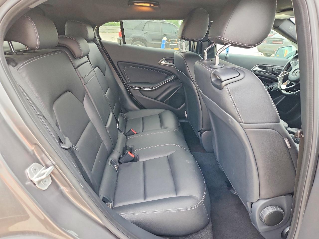 2016 Mercedes-Benz Gla-class VIN WDCTG4EB2GJ250879 photo 11