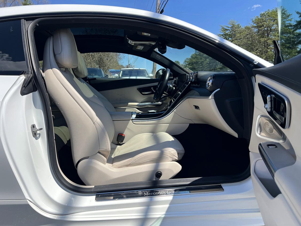 2024 MERCEDES-BENZ Cle 300 4m VIN W1KMJ4HB0RF011673 photo 5