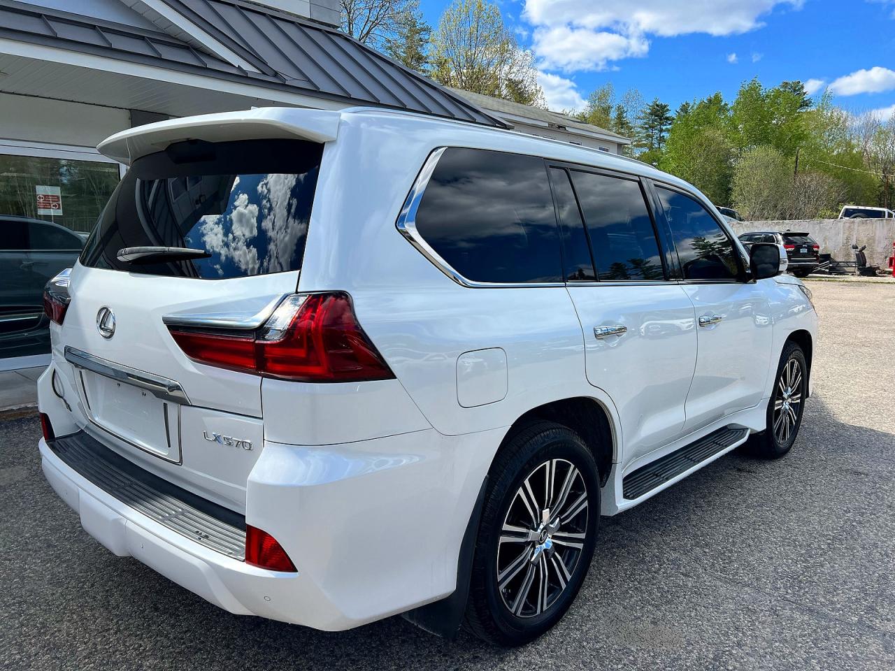 2019 LEXUS Lx570 VIN JTJHY7AX3K4284913 photo 4
