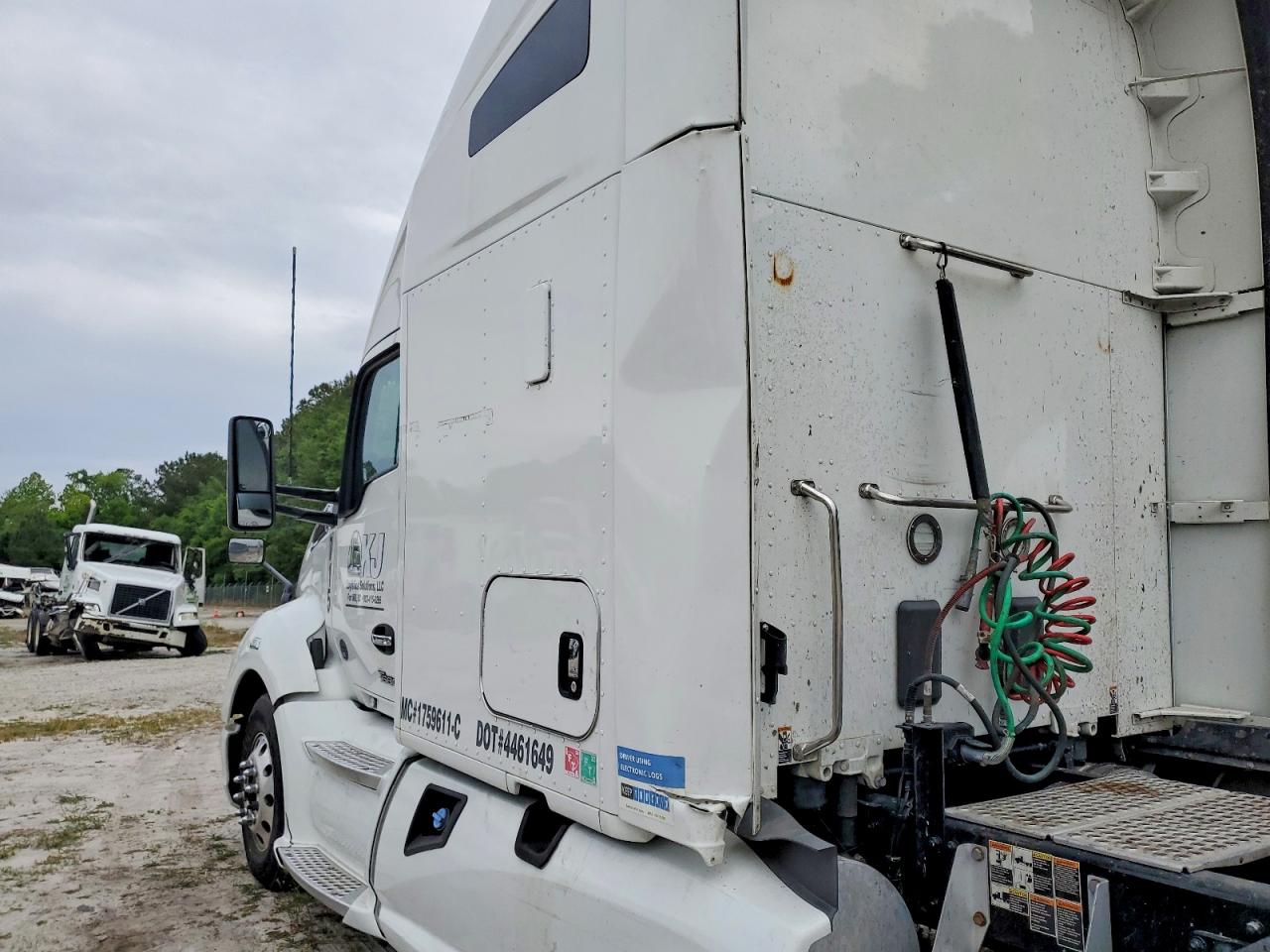 2022 KENWORTH All other VIN 1XKYDP9X4NJ107042 photo 9