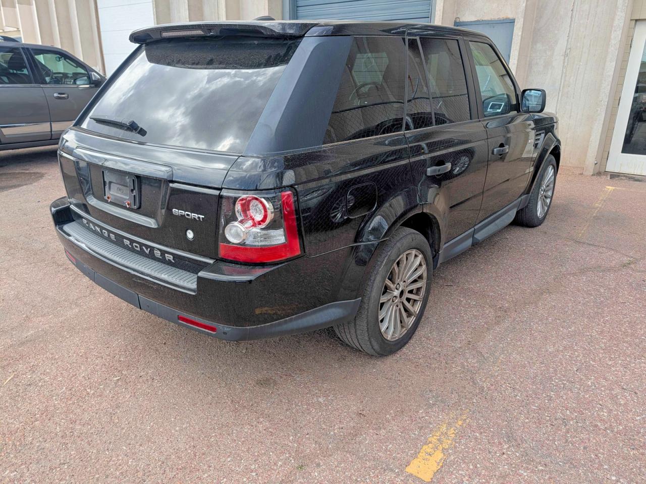 2010 LANDAU Rangerover VIN SALSF2D41AA224138 photo 4