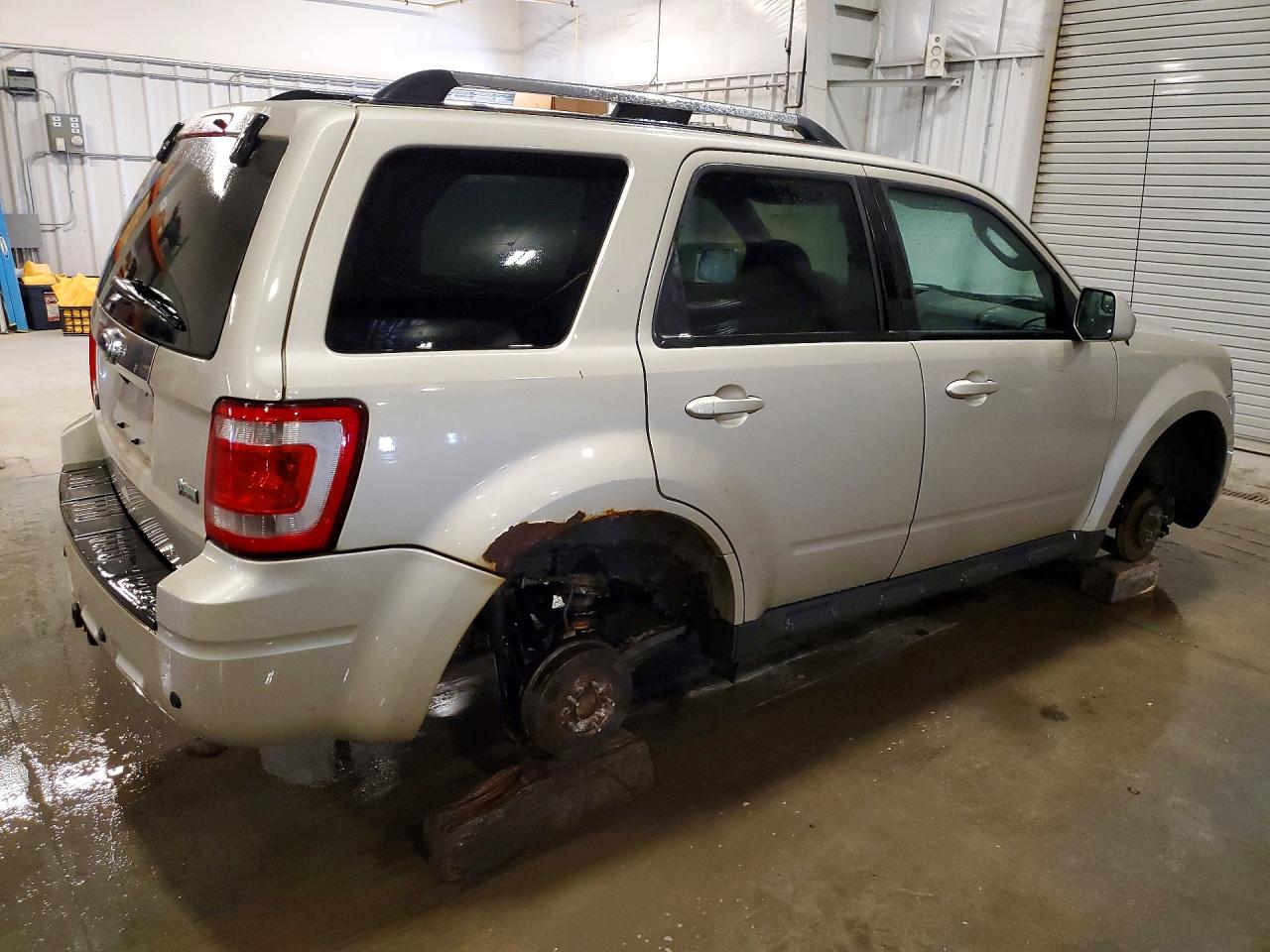 2012 Ford Escape VIN 1FMCU0EG3CKC44785 photo 3