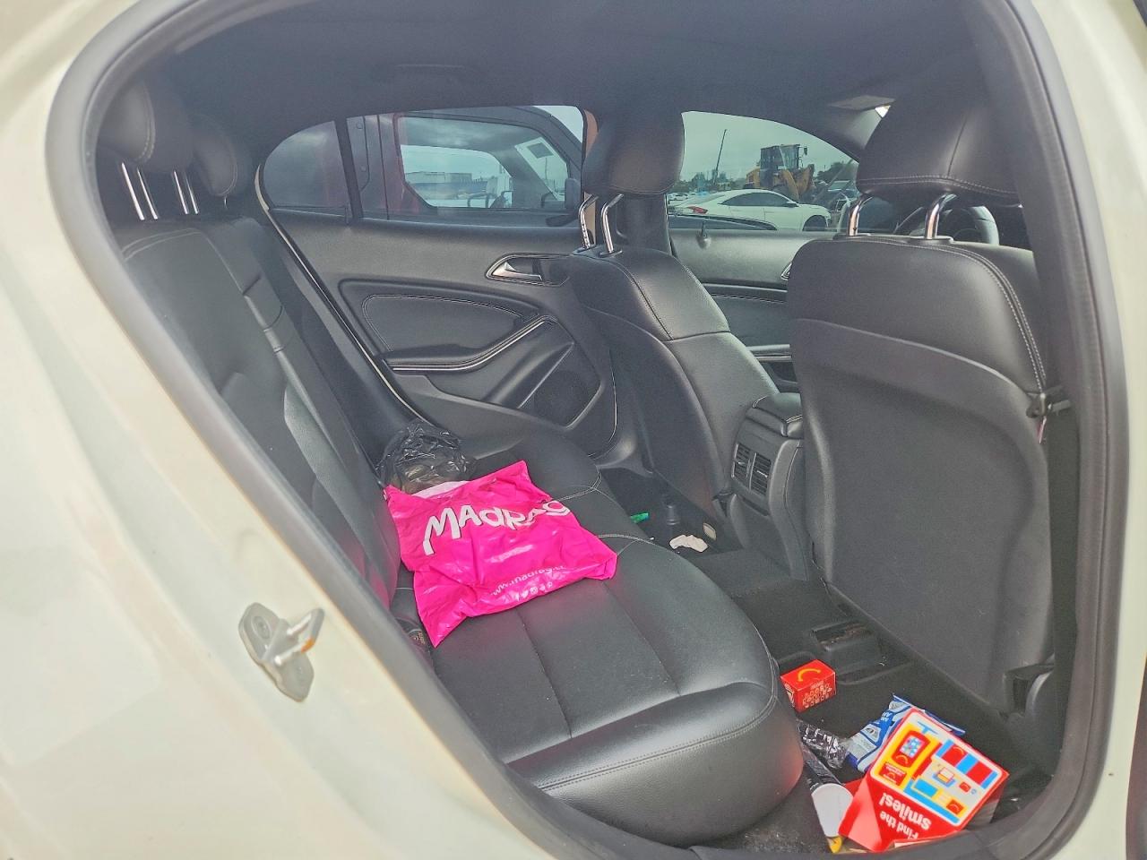 2018 Mercedes-Benz Gla-class VIN WDCTG4EB1JJ406269 photo 10