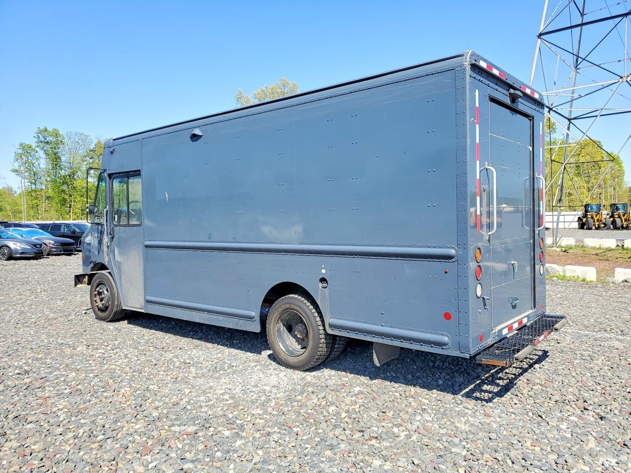 2021 FREIGHTLINER All other VIN 4UZAC2GA3MCMM9324 photo 2