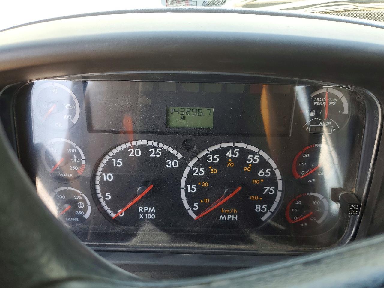 2014 FREIGHTLINER All other VIN 1FVHG5CY6EHFP1232 photo 8