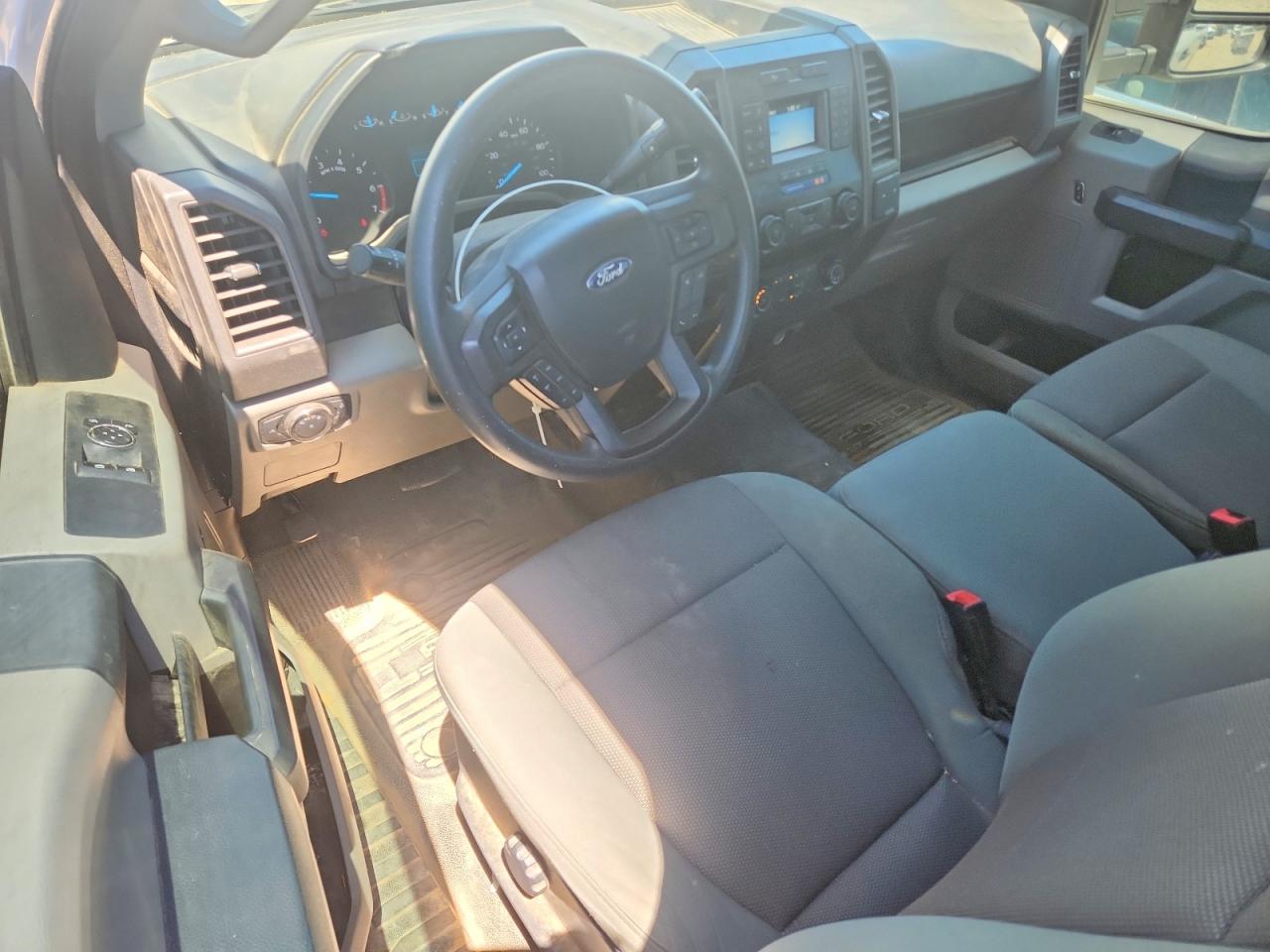 2022 Ford F350 VIN 1FTRF3B60NEG43631 photo 8
