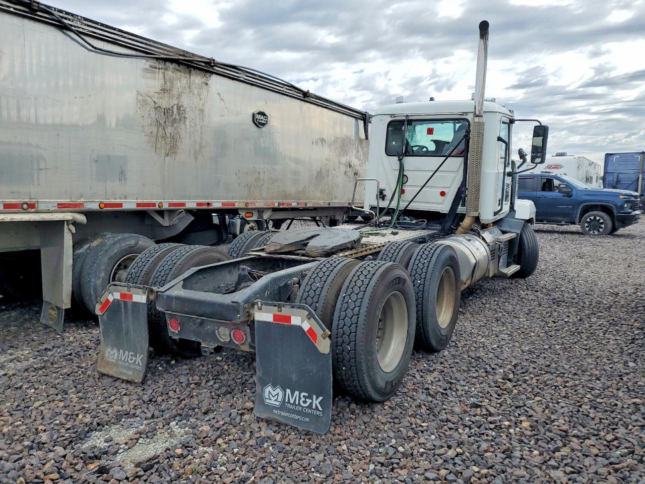 2020 MACK All models VIN 1M1AN3GY2LM012103 photo 4