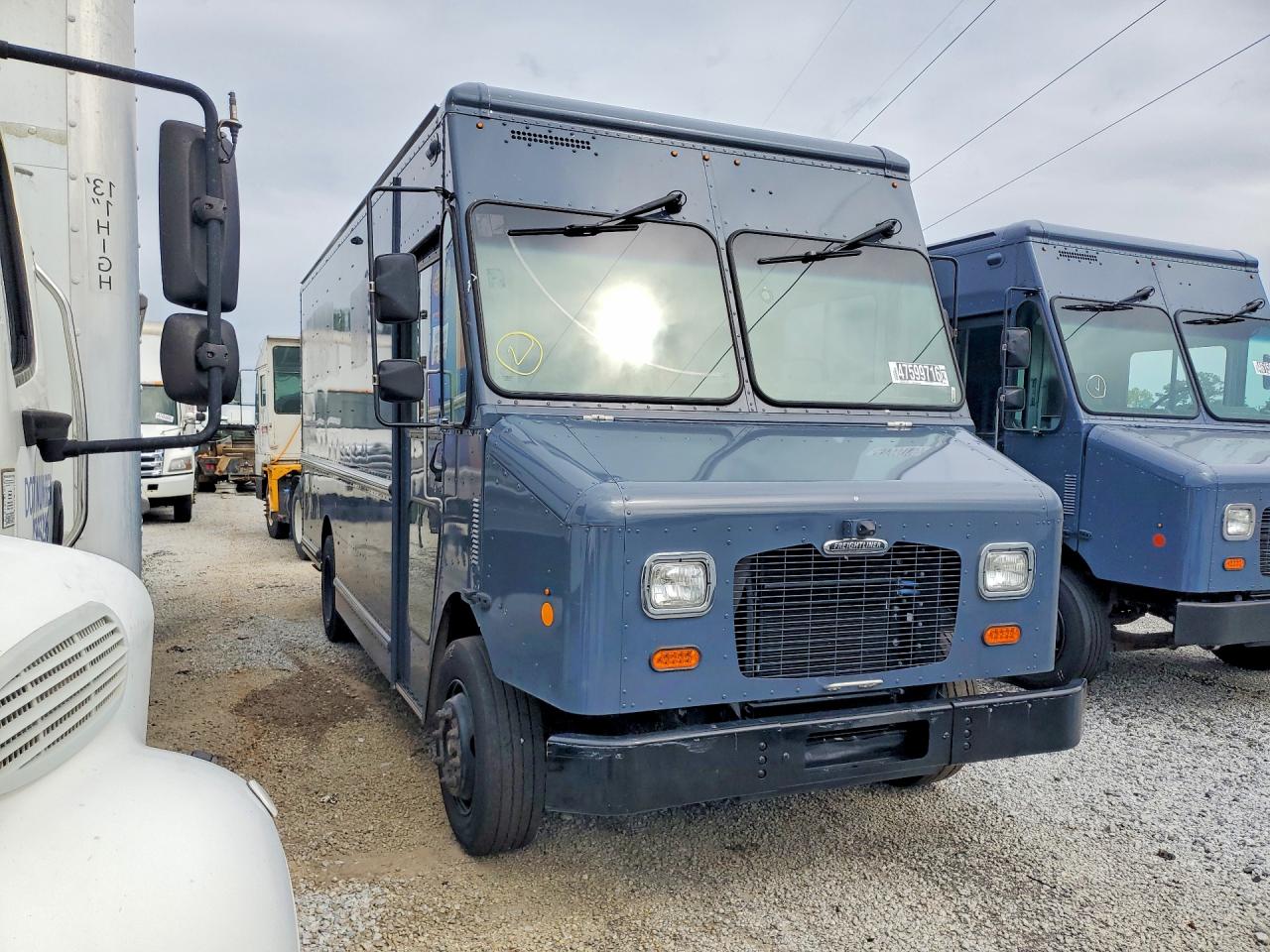 2021 FREIGHTLINER All other VIN 4UZAC2GA2MCMM9296 photo 4