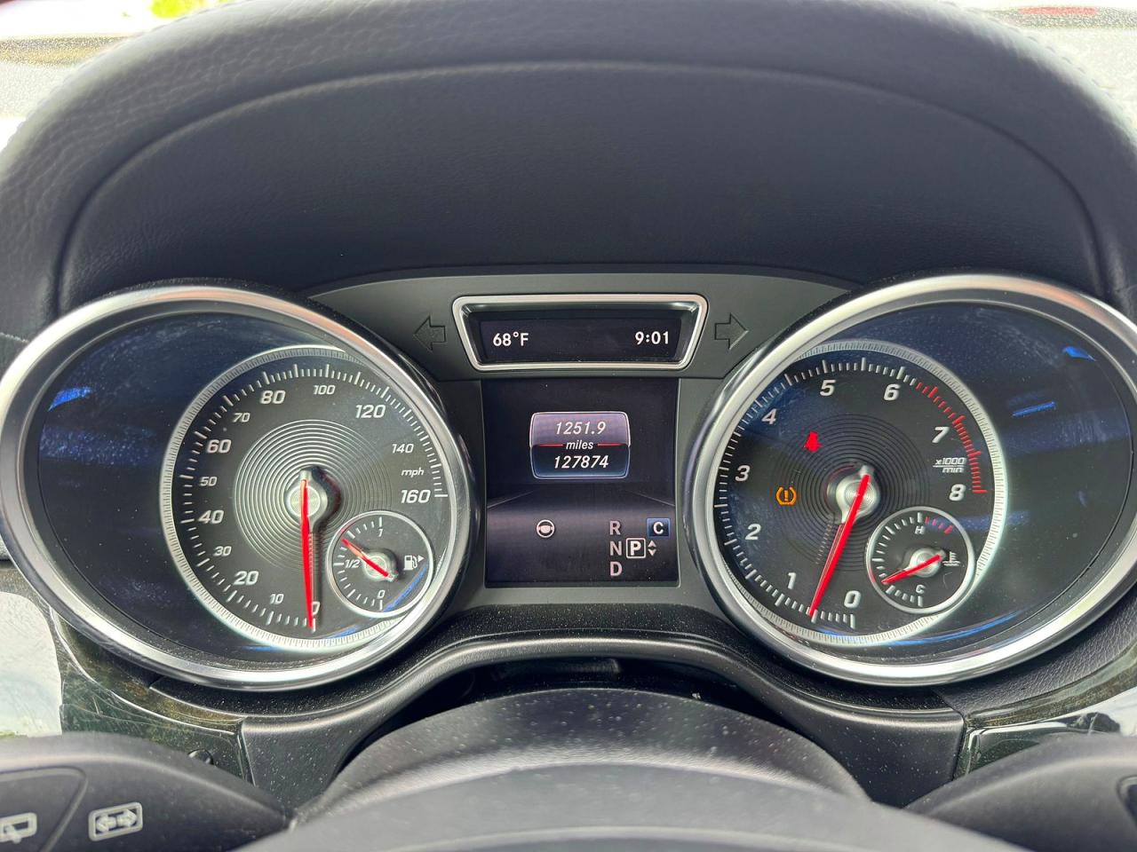 2019 MERCEDES-BENZ Gls-class VIN 4JGDF6EE4KB231672 photo 8