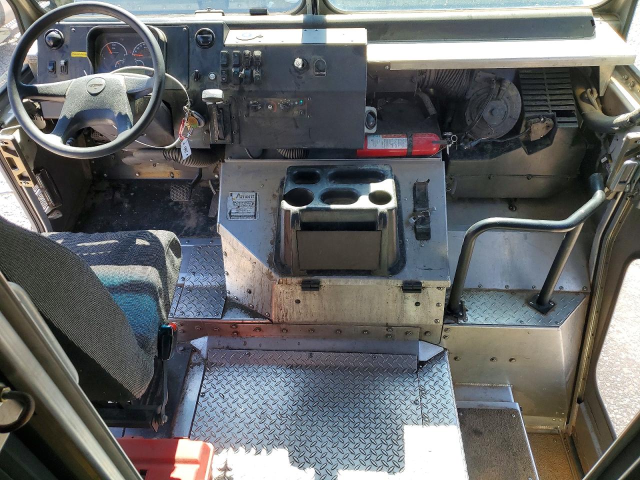 2021 FREIGHTLINER All other VIN 4UZAC2EA5MCMM9215 photo 8