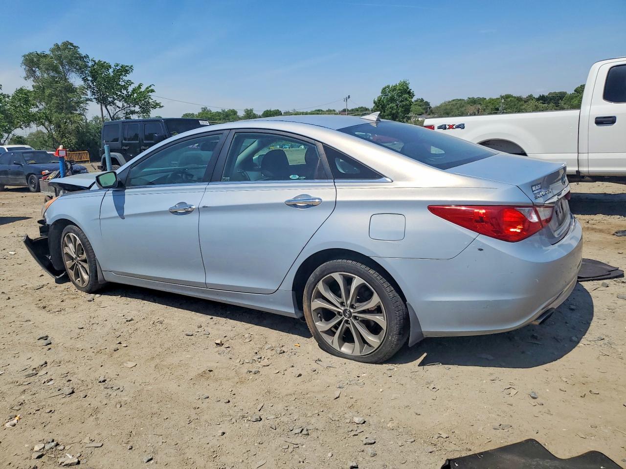 2013 Sonata VIN 5NPEC4AB7DH639716 photo 2