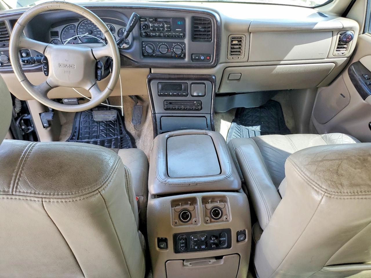 2001 GMC Denali VIN 1GKFK66U61J282176 photo 8