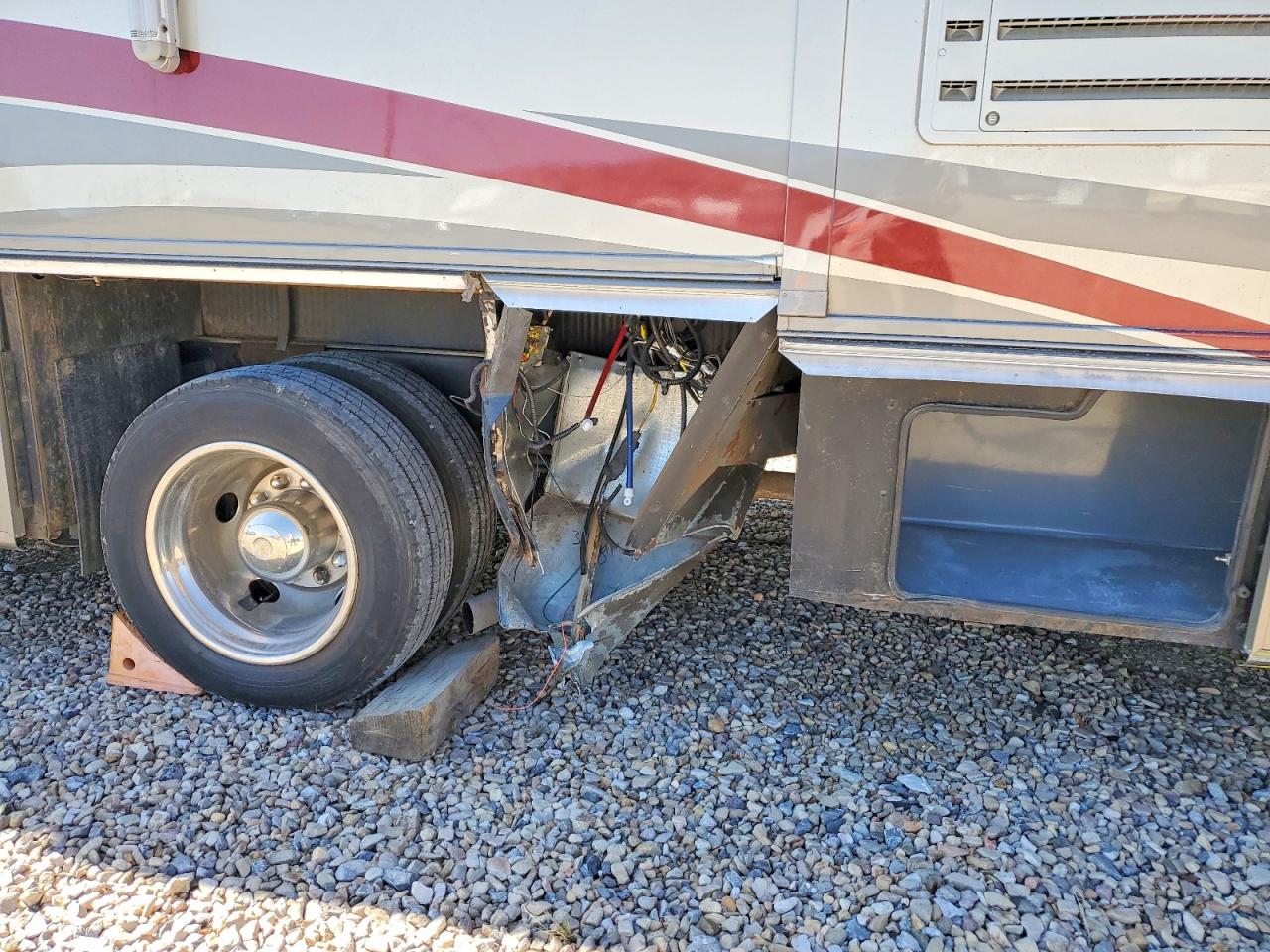 2006 FREIGHTLINER All other VIN 4UZACLBW56CX34683 photo 9
