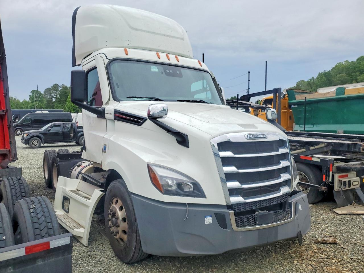 2021 FREIGHTLINER All other VIN 3AKJHLDV3MSMX5485 photo 1