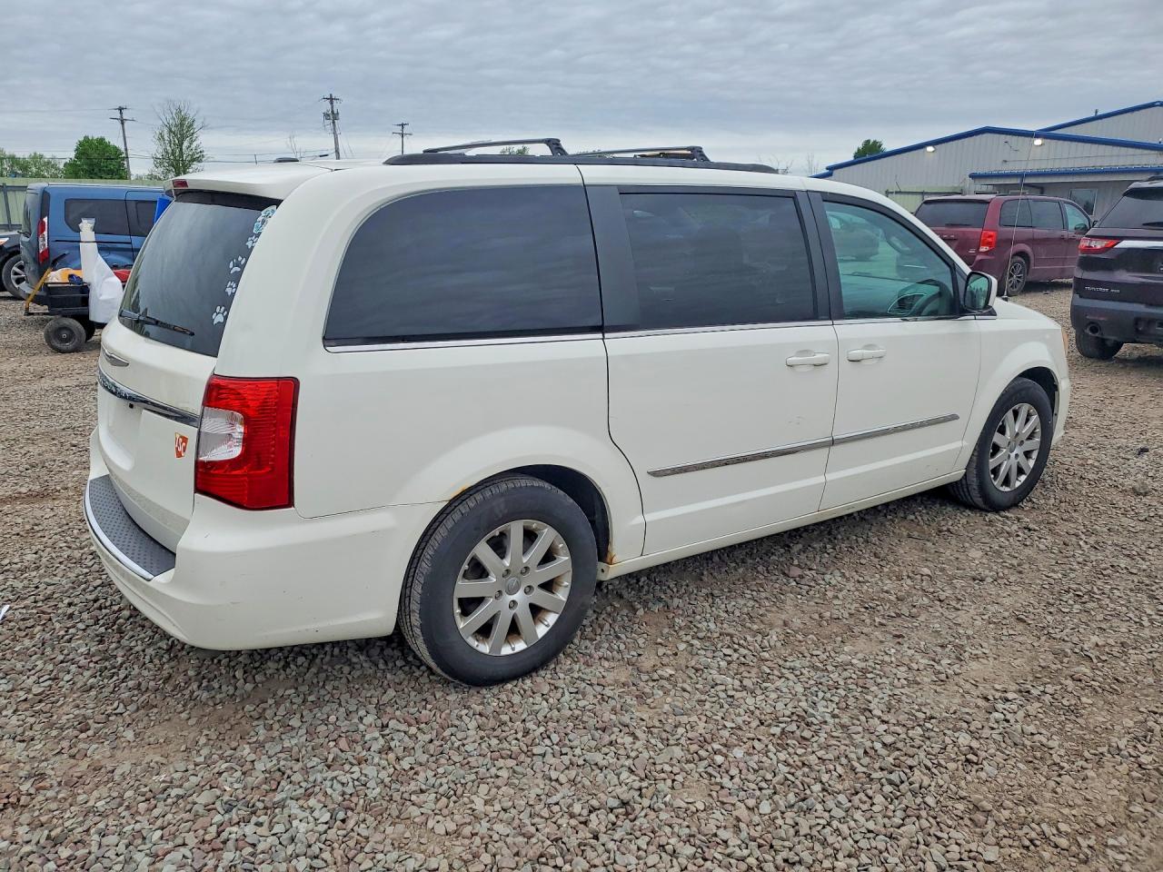 2013 Chrysler Minivan VIN 2C4RC1BG2DR787561 photo 3
