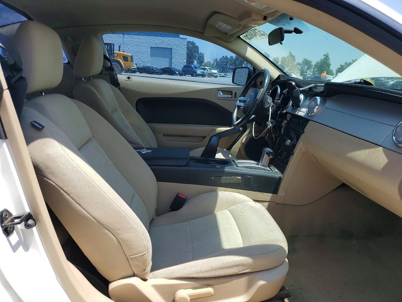 2008 Ford Mustang VIN 1ZVHT80N085148665 photo 10