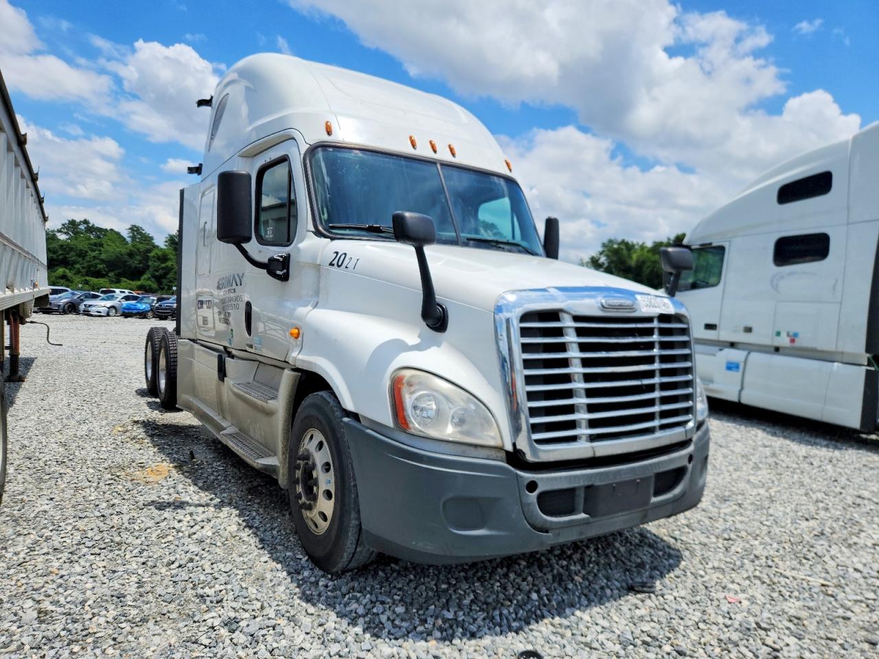 2014 FREIGLINER All other VIN 3AKJGLD56ESFR3425 photo 1
