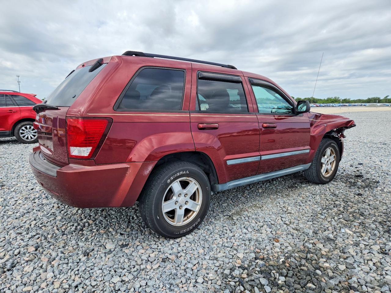 2007 Jeep Cherokee VIN 1J8GS48K37C504758 photo 3