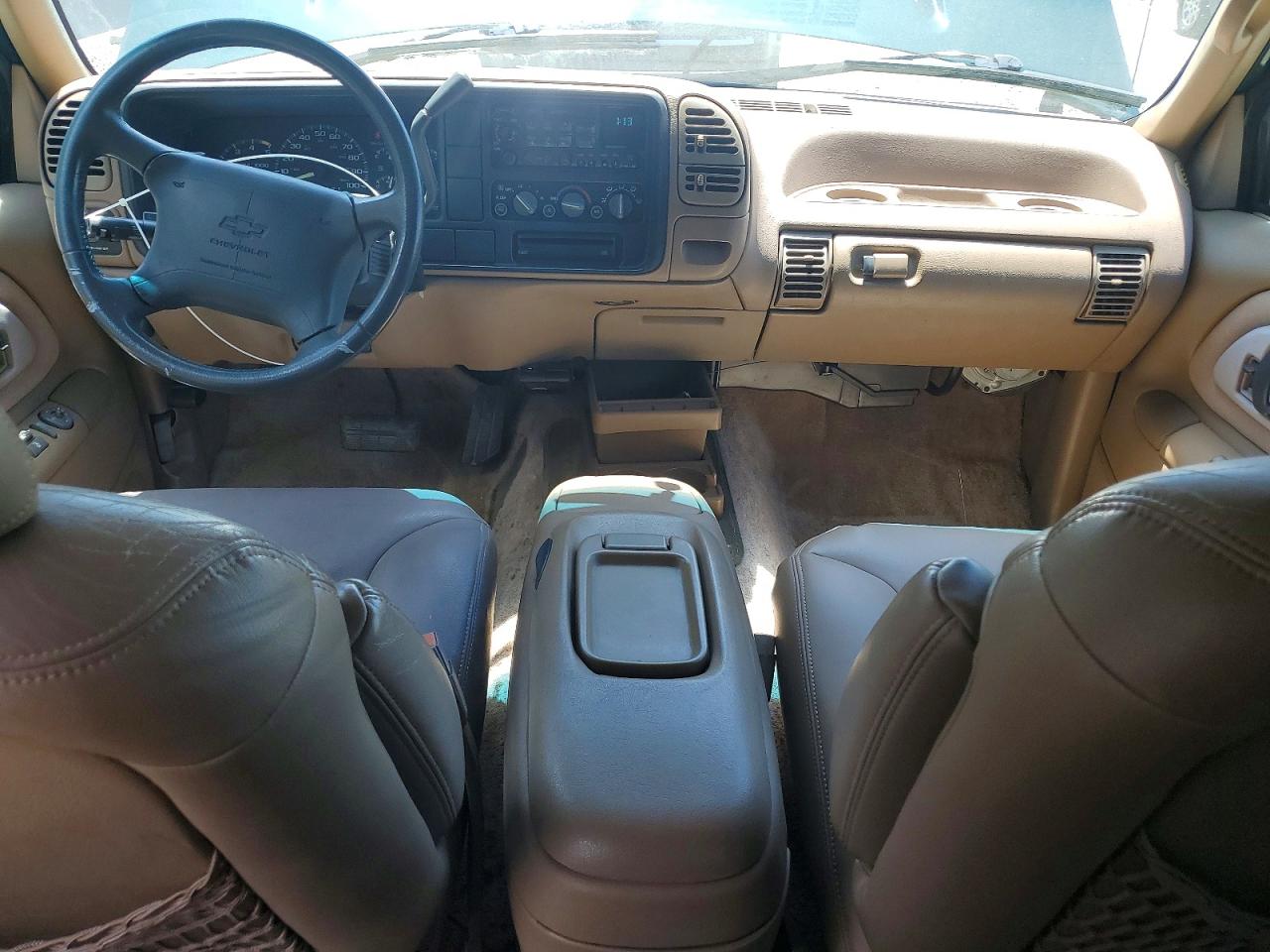 1995 CHEVROLET Suburban VIN 3GNEC16K9SG104410 photo 8