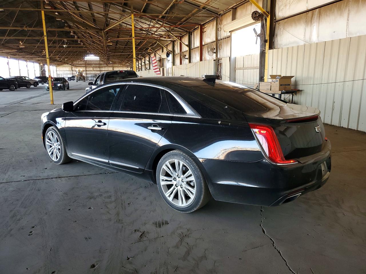 2018 Cadillac Xts VIN 2G61M5S32J9144754 photo 2