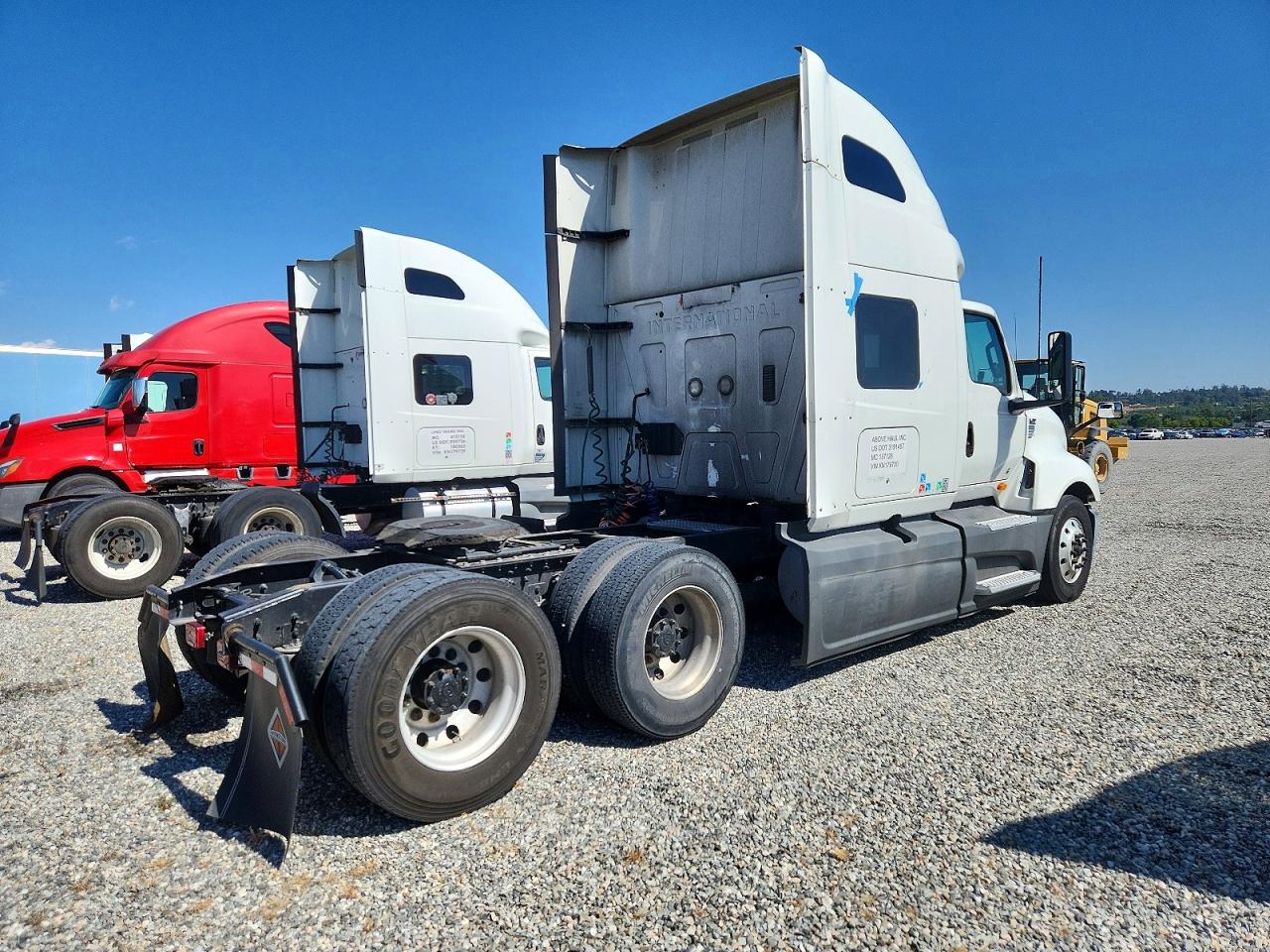 2019 International All other VIN 3HSDZAPR4KN179730 photo 4