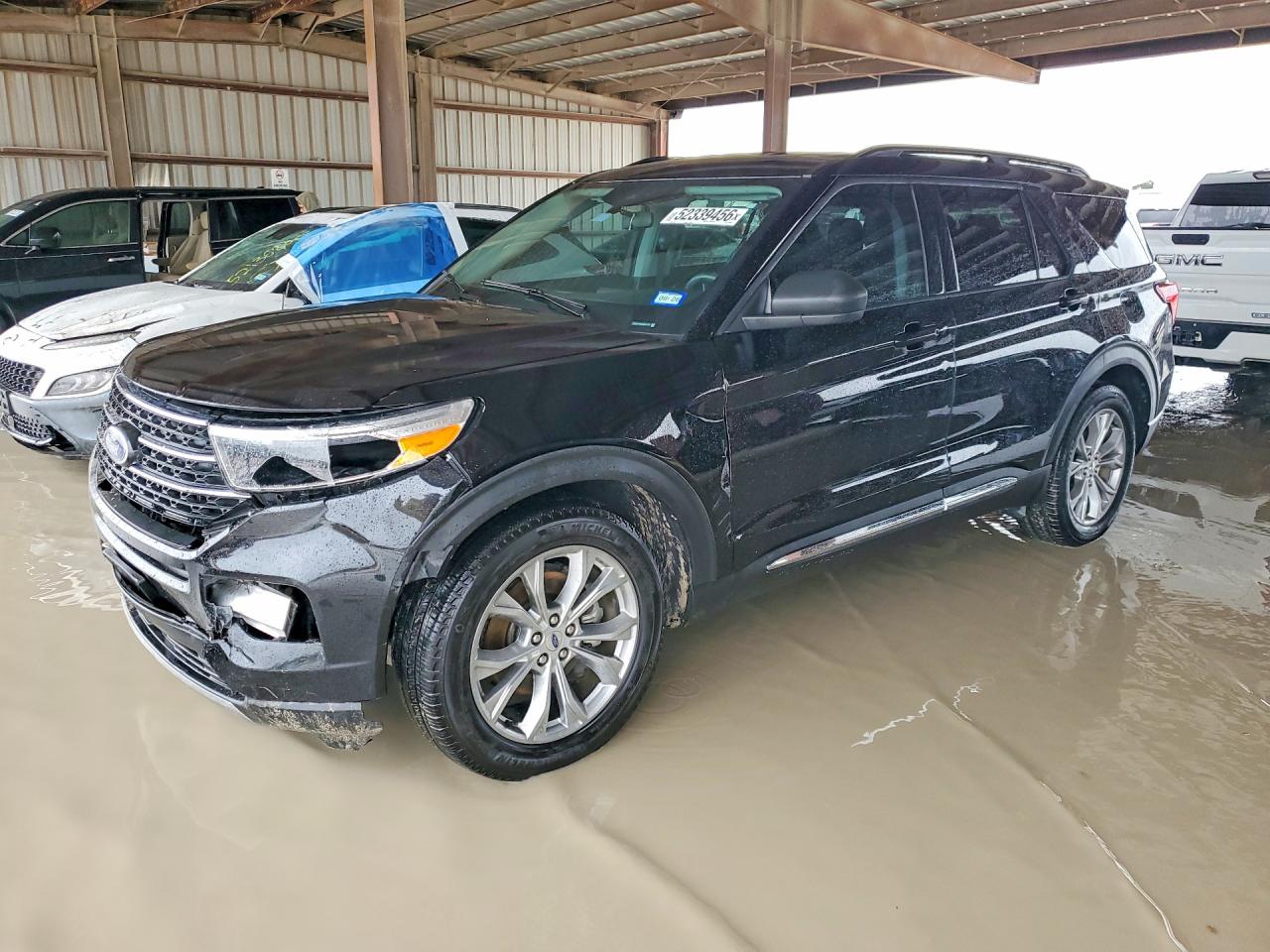 2024 Ford Explorer VIN 1FMSK7DH7RGA87276 photo 1