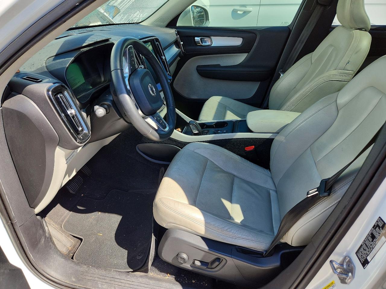 2019 Volvo Xc40 VIN YV4162XZ8K2014946 photo 7