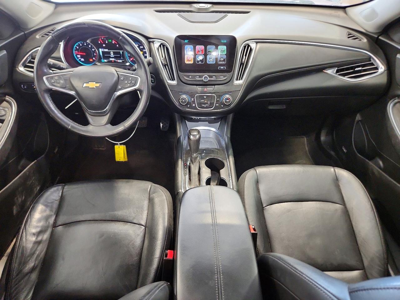 2017 Chevrolet Malibu VIN 1G1ZE5ST6HF244637 photo 8