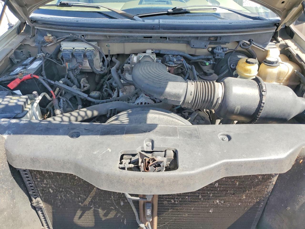 2005 Ford F150 VIN 1FTRW12W35KC30883 photo 11