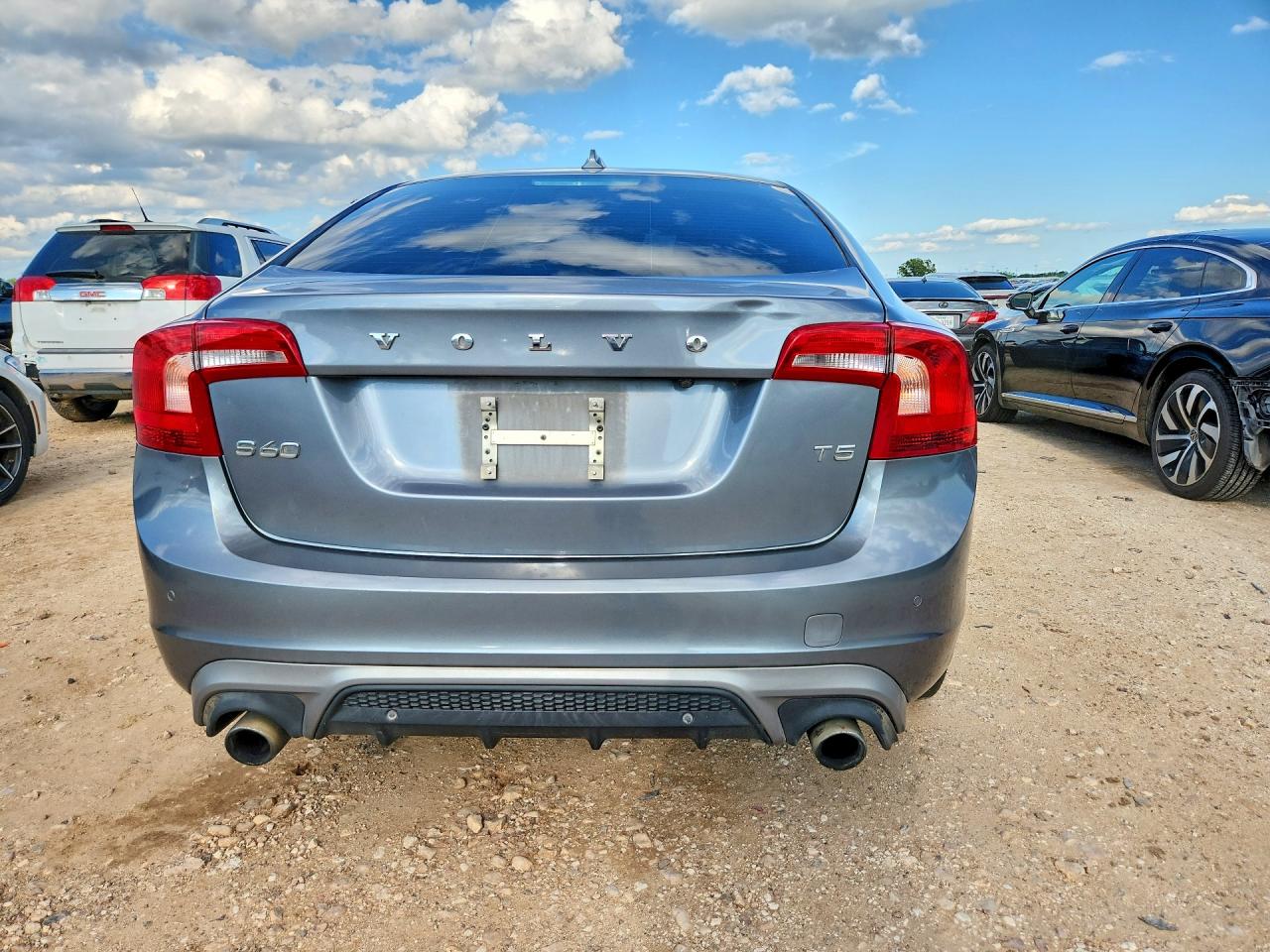 2017 Volv S60 VIN YV126MFL3H2426159 photo 6