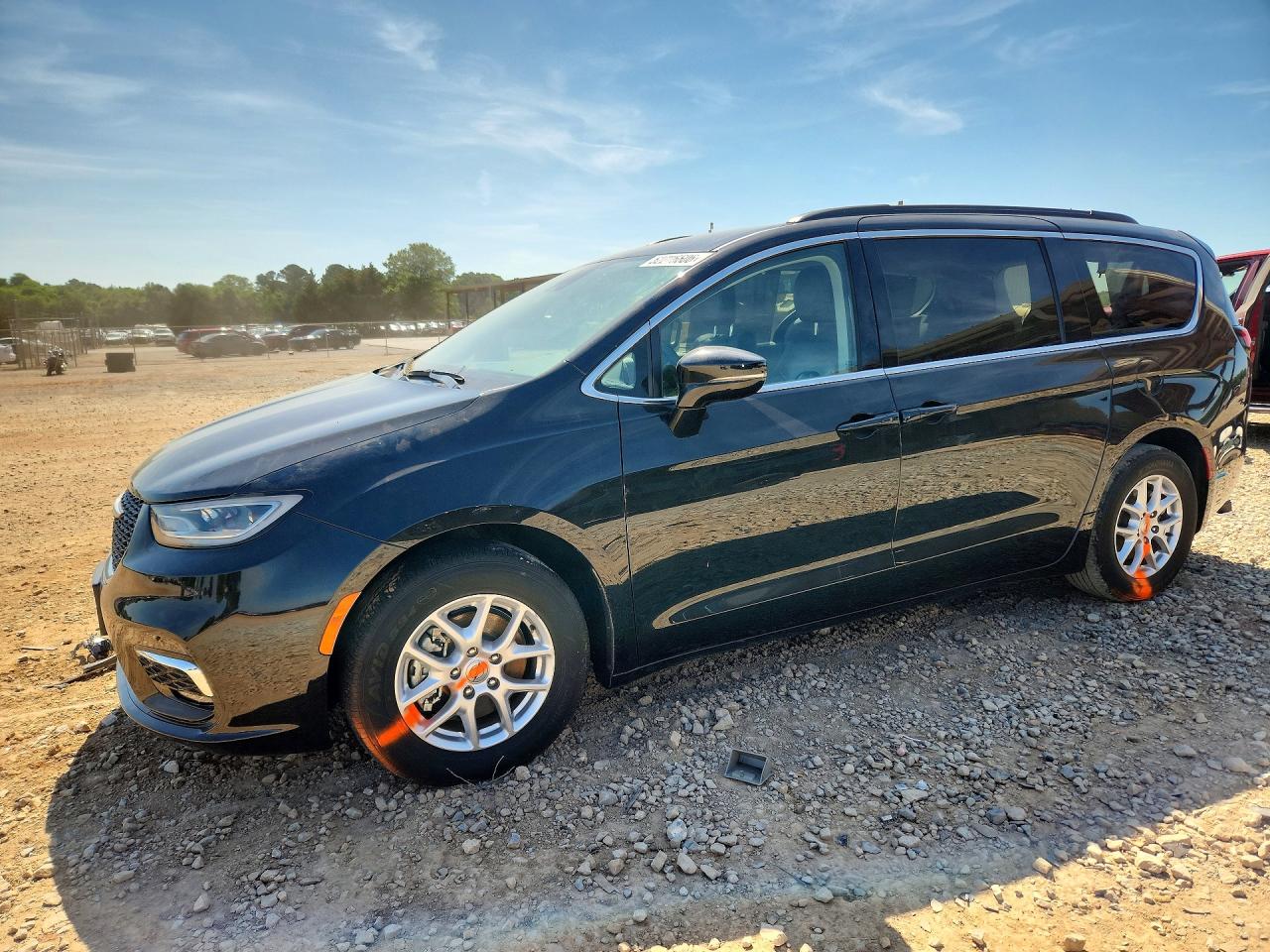 2022 Chrysler Pacifica VIN 2C4RC1BG0NR188174 photo 1