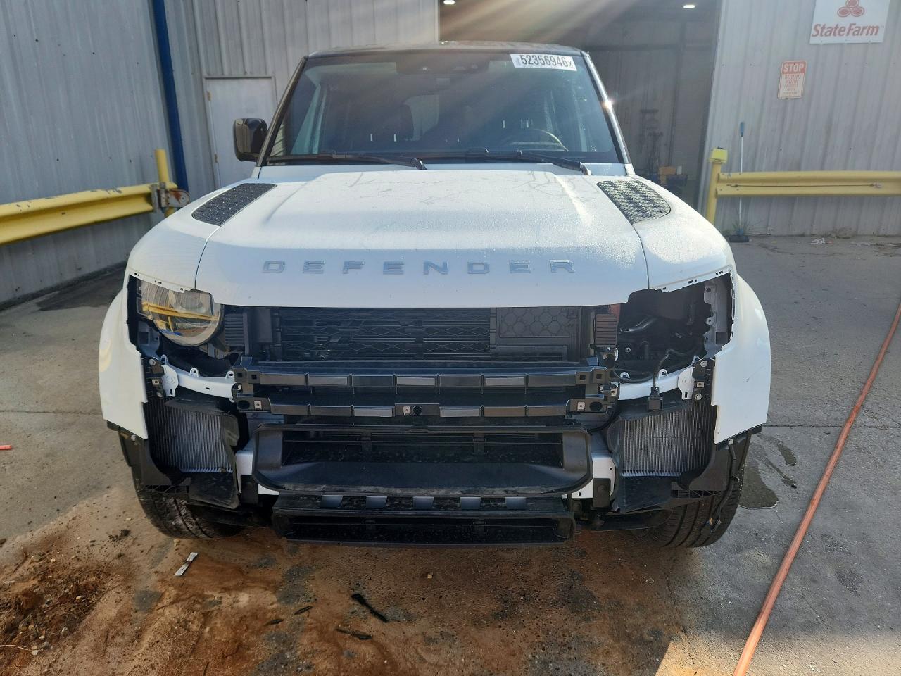 2023 Land Defender VIN SALEJ7EX1P2239436 photo 5