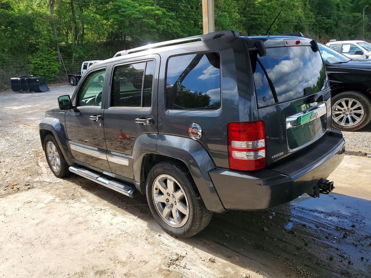2010 Jeep Liberty VIN 1J4PP5GK3AW140891 photo 2