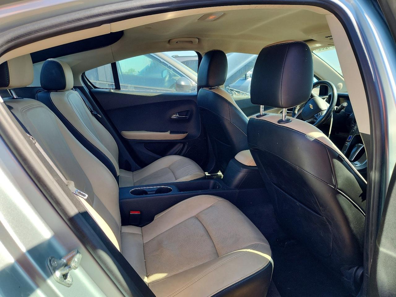 2011 Chev Volt VIN 1G1RD6E4XBU100248 photo 10