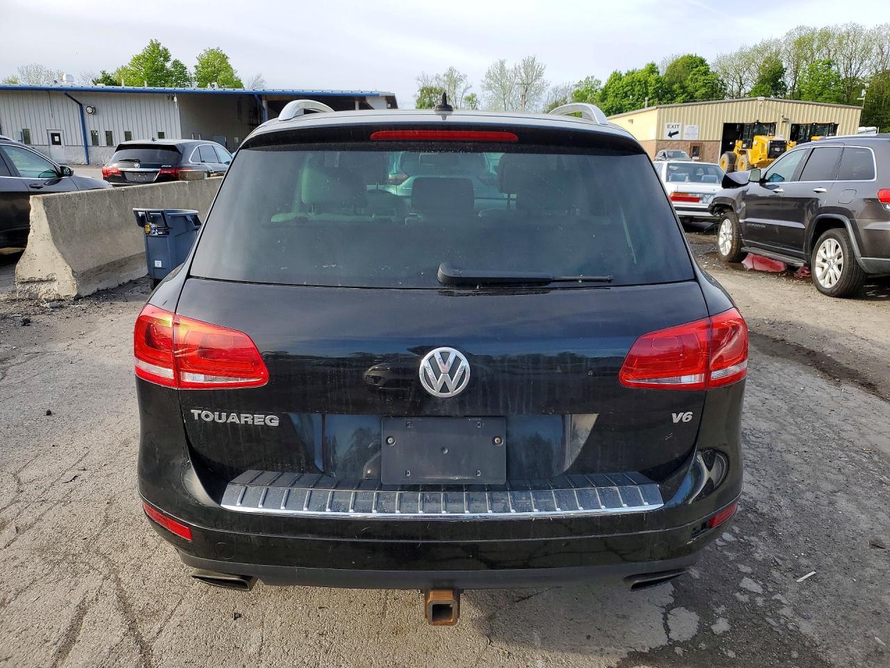 2013 Volkswagen Touareg VIN WVGEF9BP5DD007314 photo 6