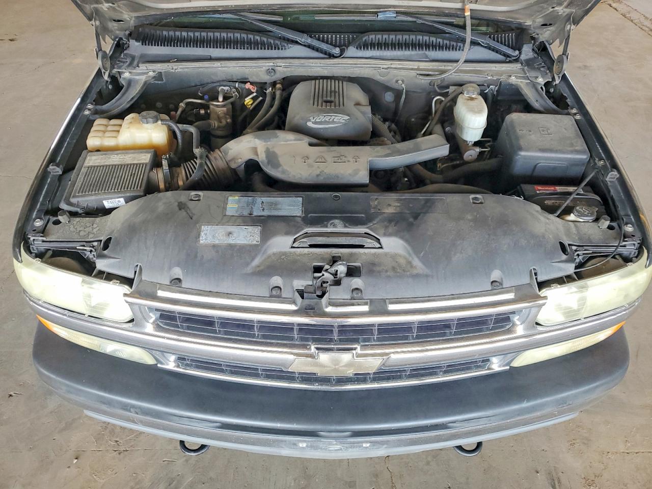 2004 Chevrolet Tahoe VIN 1GNEK13T44R294894 photo 12