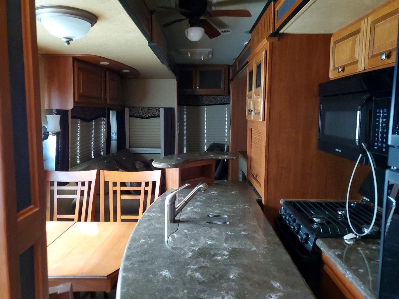 2013 JAYCO All models VIN 1UJCJ0BU6D1LU0201 photo 6