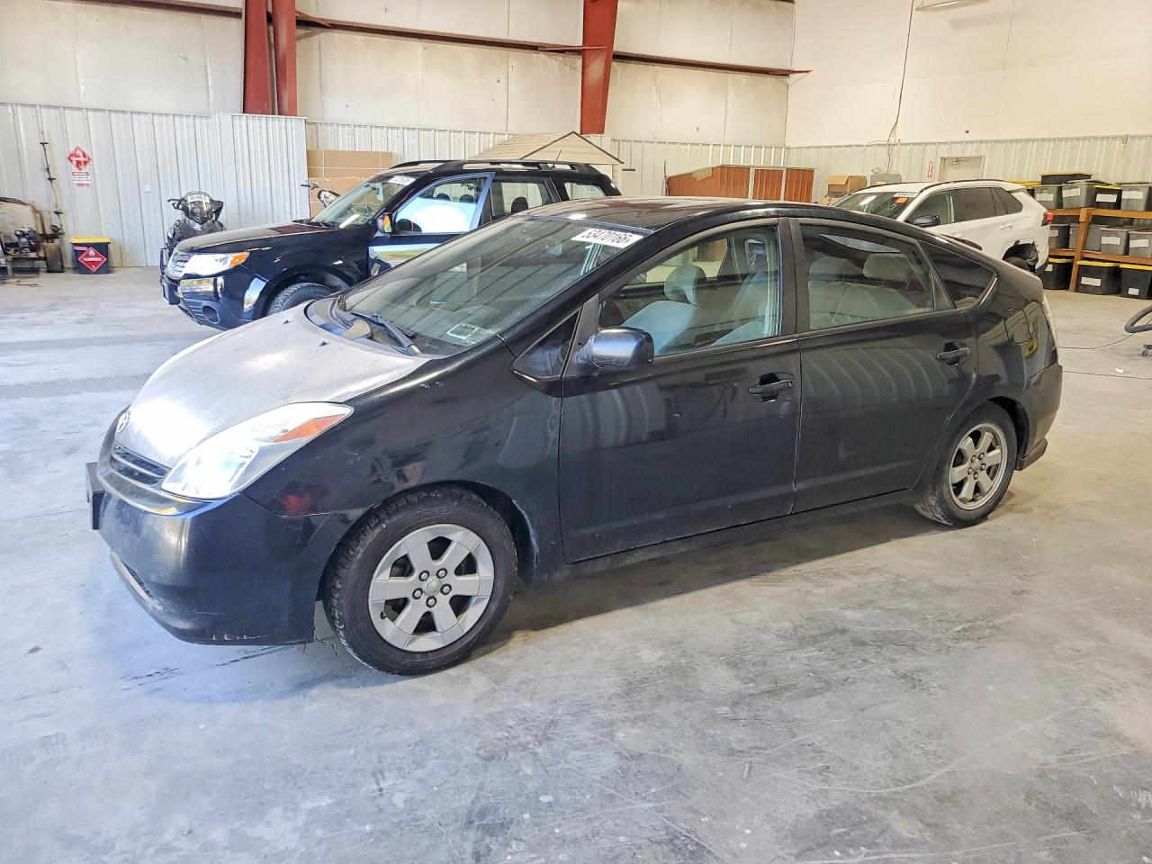 2004 Toyota Prius VIN JTDKB20U740007597 photo 1