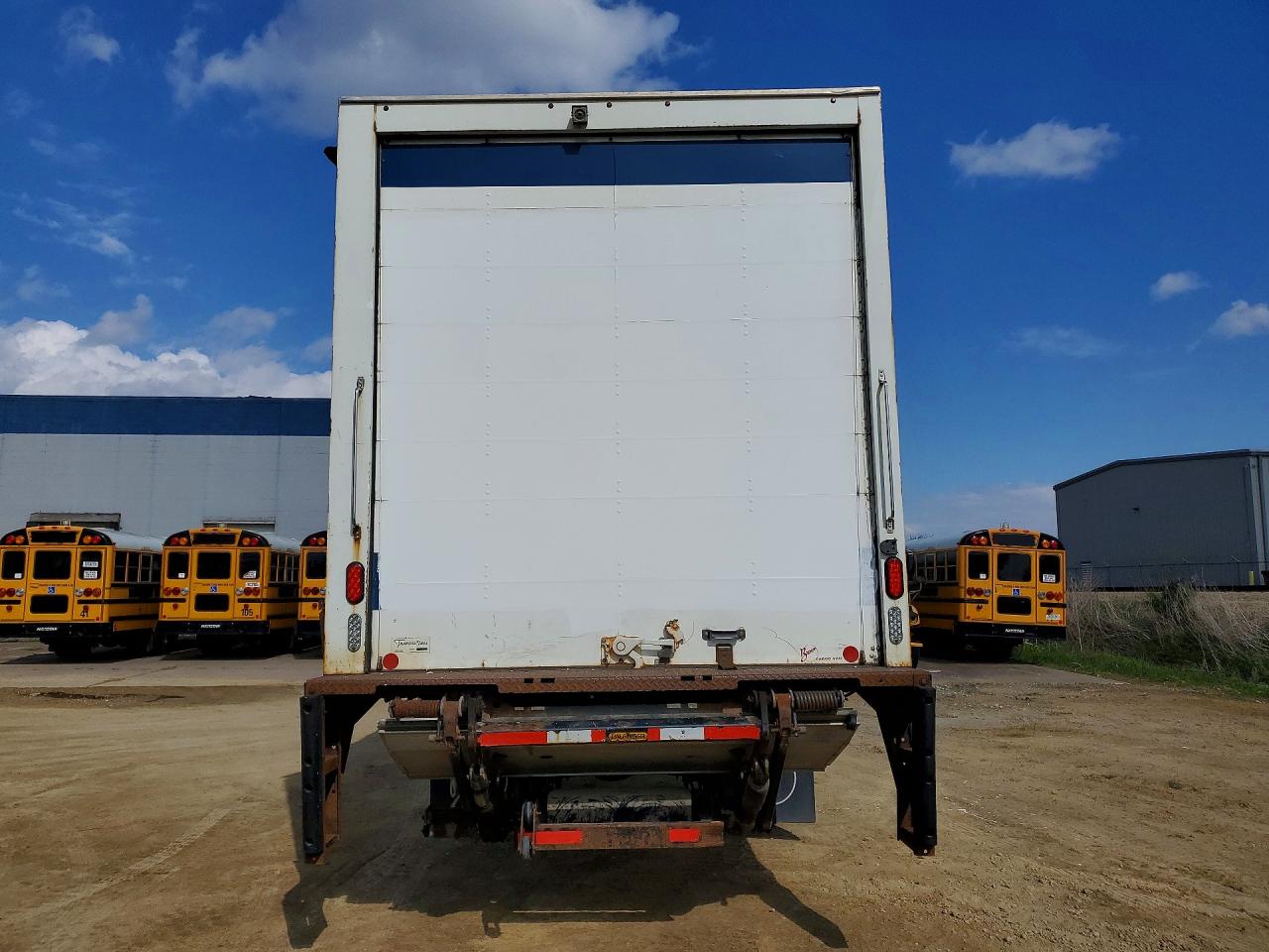 2017 FREIGHTLINER All other VIN 1FVACWDU8HHJD8619 photo 6