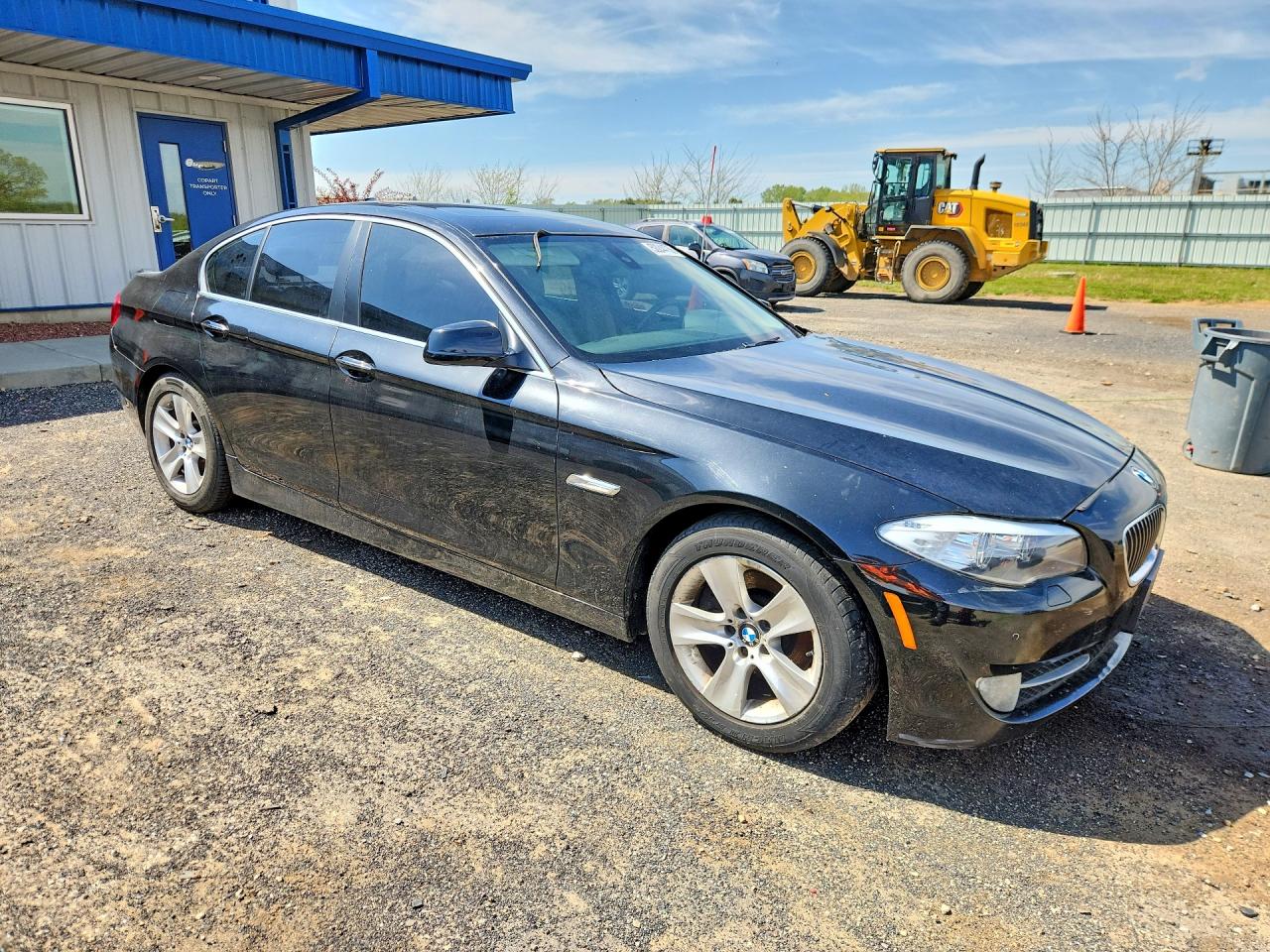 2011 BMW 5 series VIN WBAFR1C53BC740377 photo 4