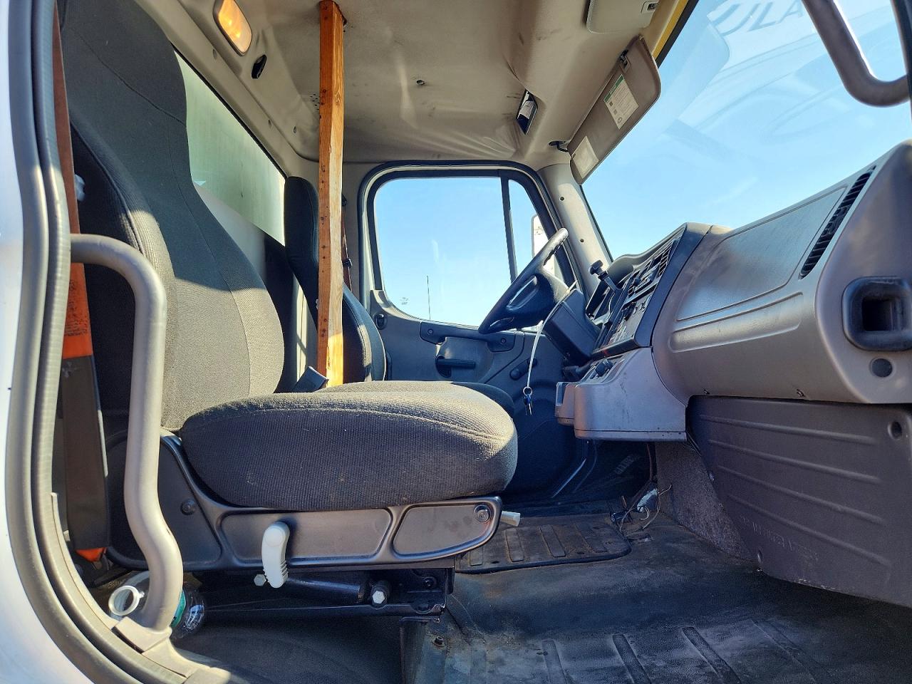 2014 FREIGHTLINER All other VIN 1FVACWDU9EHFX4334 photo 11