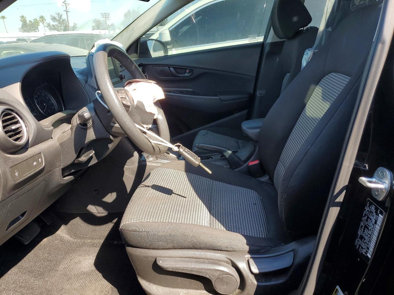 2019 Hyundai Kona VIN KM8K12AA0KU330365 photo 7