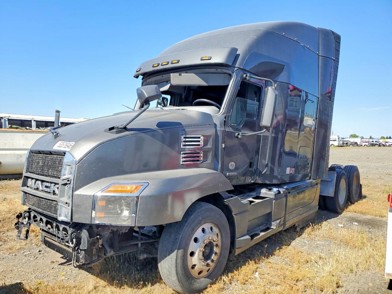 2023 MACK All other VIN 1M1AN4GY6PM031698 photo 2
