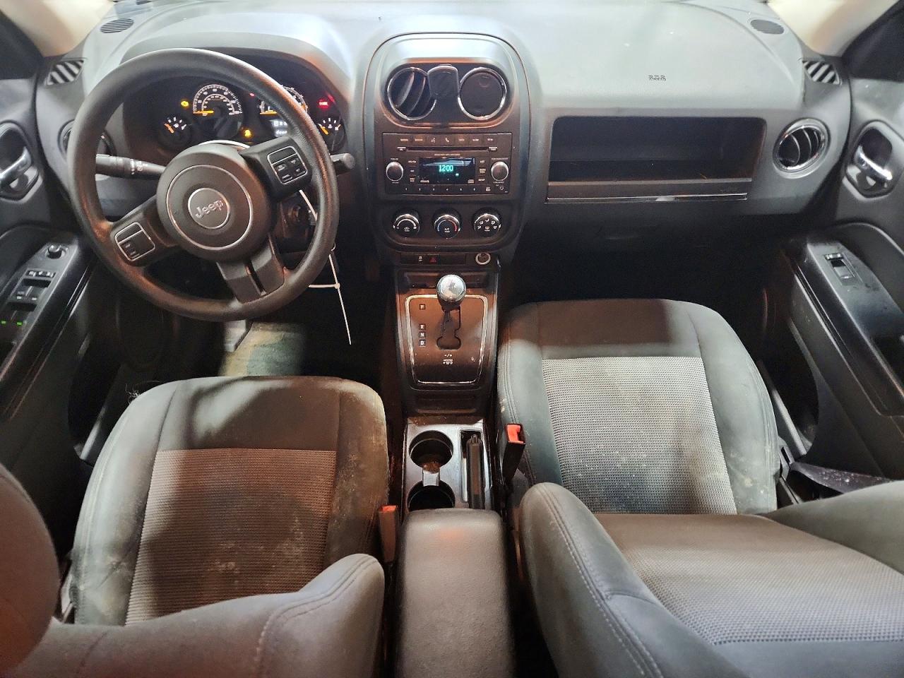 2016 JEEP Patriot VIN 1C4NJRBB2GD668925 photo 8
