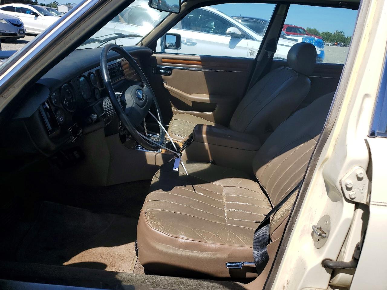 1987 JAGUAR Xj6 VIN SAJAV1345HC464973 photo 7